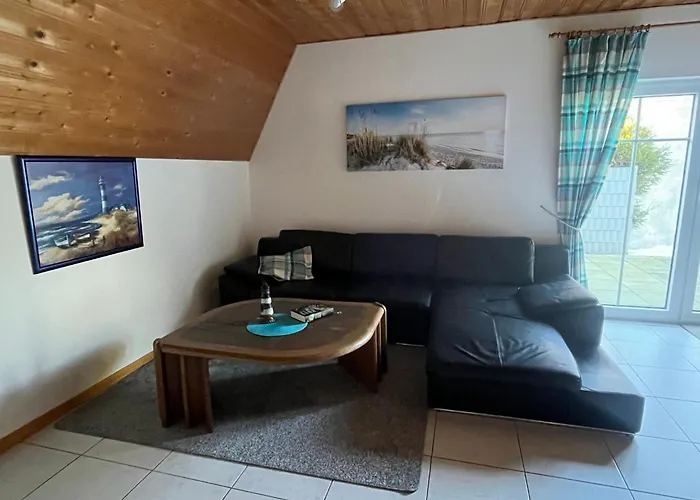 Grietje Ii Blaues Haus Rechts